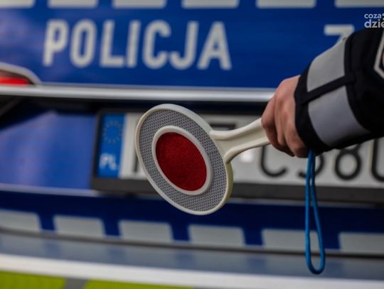 Ciechanów: pijany kierowca z ponad 2,5 promila! Policja zatrzymała auto, mężczyzna stracił prawo jazdy