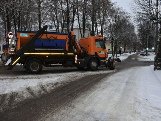 Ciechanów pod śniegiem. "Prosimy o wyrozumiałość"
