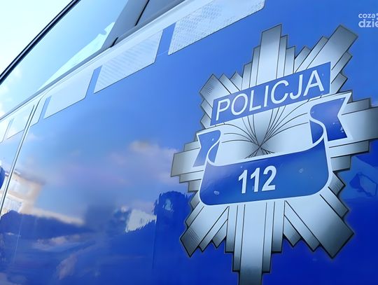 Ciechanów: Policja pomogła zagubionej 83-latce. Kluczowa reakcja świadka