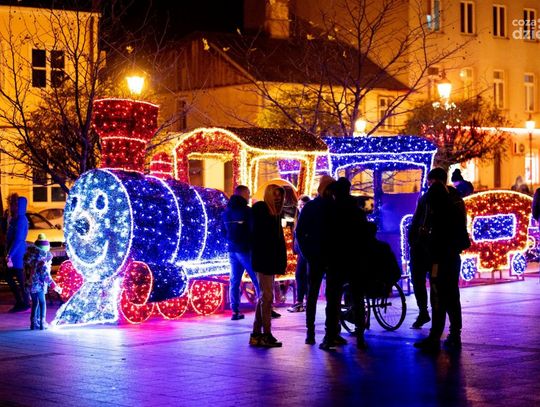 Ciechanów. Świąteczna iluminacja już rozbłysła!