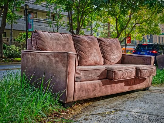 Ciechanów. Zamiast pod blok, oddaj do PSZOK – apel o estetykę podczas świątecznych porządków