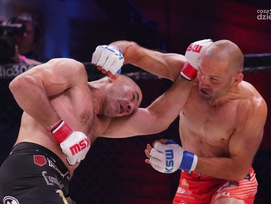Ciechanowianin przegrał z legendą polskiego MMA 
