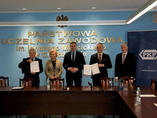 Ciechanowska uczelnia rozpoczyna współpracę z PKP S.A.