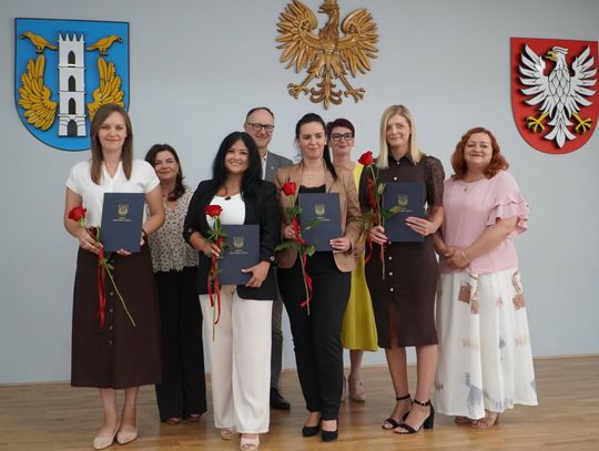 Cztery nauczycielki z gminy Opinogóra Górna odebrały akty mianowania