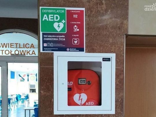 Defibrylator w każdej przasnyskiej podstawówce
