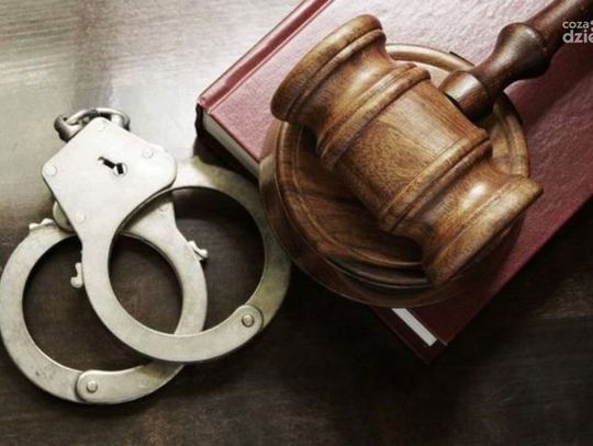 Dramatyczny koniec interwencji w Mławie. Policja i prokuratura wyjaśniają okoliczności Dramatyczny koniec interwencji w Mławie. Policja i prokuratura wyjaśniają okoliczności