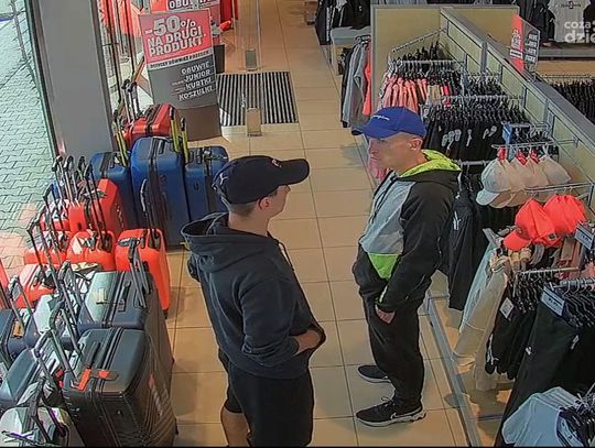 Działali wspólnie. Mają na koncie kradzież 8 par leginsów i 12 par spodni dresowych