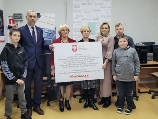 Dzieci z Jońca i Płońska mogą korzystać z komputerów podarowanych przez Samorząd Województwa Mazowieckiego