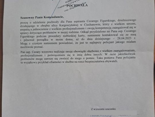 Dzielnicowy z Ciechanowa otrzymuje pochwałę za ofiarność i profesjonalizm 