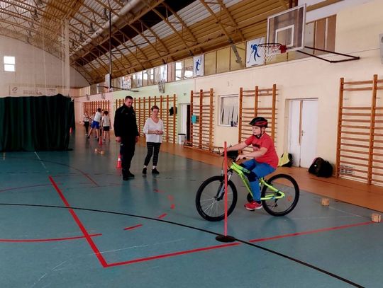 Egzamin na kartę rowerową pod okiem ciechanowskich policjantów