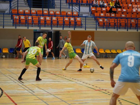 Emocje na inaugurację Amatorskiej Ciechanowskiej Ligi Futsalu