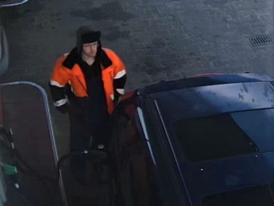 Fałszywe tablice i kradzież paliwa. Policja z Przasnysza prosi o pomoc
