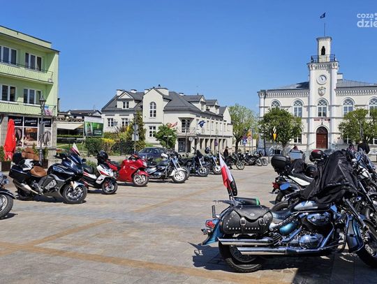 [foto] Motoserce 2023 - motocykliści i Ciechanów po raz dziesiąty walczyli o krew