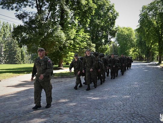 [foto] Ochotnicy z Północnego Mazowsza rozpoczęli kolejne szkolenie w ramach "Wakacji z WOT"