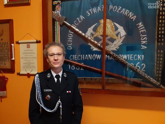 Fundatorów nowego sztandaru Ochotniczej Straży Pożarnej w Ciechanowie przybywa  