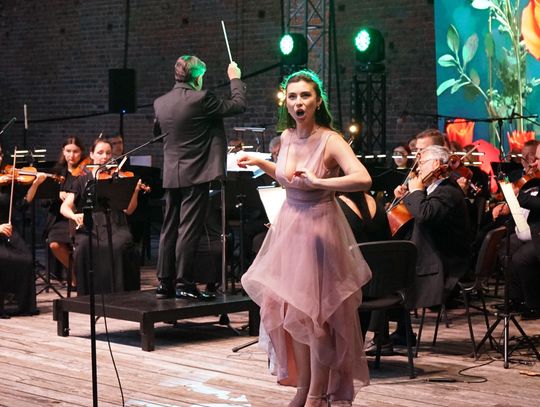 Galeria zdjęć - "Mazovia Romantica", koncert Galowy Galeria zdjęć - "Mazovia Romantica", koncert Galowy