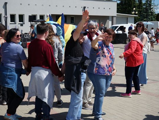 Grill, uśmiechy i integracja - tak bawiono się na festynie stowarzyszenia Debeściaki