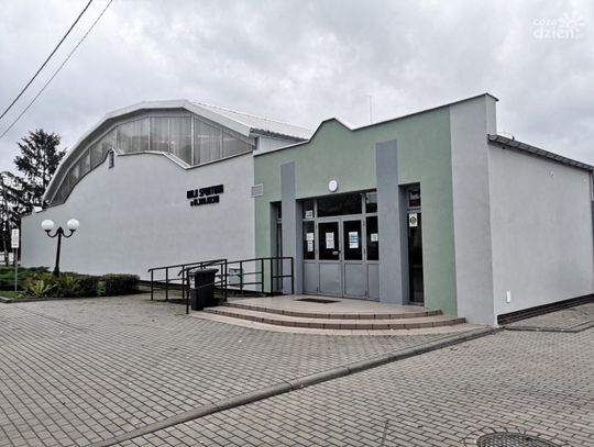 Hala w Glinojecku już po remoncie (zdjęcia)