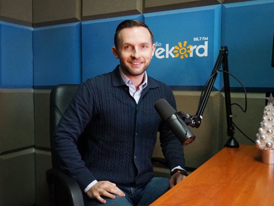 Krzysztof Kosiński w studiu Radia Rekord