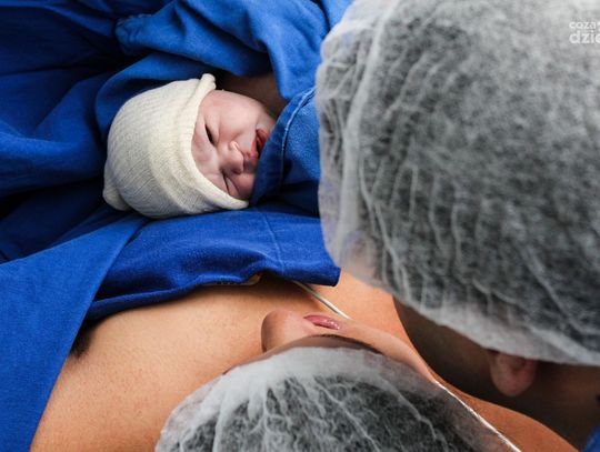 Jak "rodzić" sobie w czasie pandemii? Szpital odpowiada