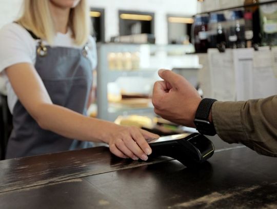 Jak w prosty sposób płacić za zakupy Apple Watch'em?