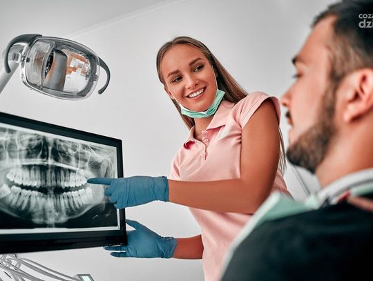 Jak znaleźć fajną i dobrze płatną pracę jako technik dentystyczny po ukończeniu szkoły policealnej?