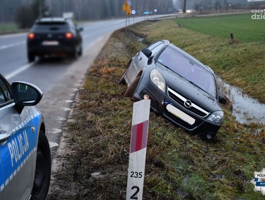Jazdę zakończył w rowie i z ponad 2 promilami alkoholu we krwi