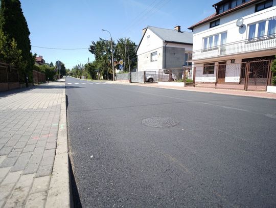 Jezdnia ulicy Waryńskiego w Ciechanowie ma nową nawierzchnię