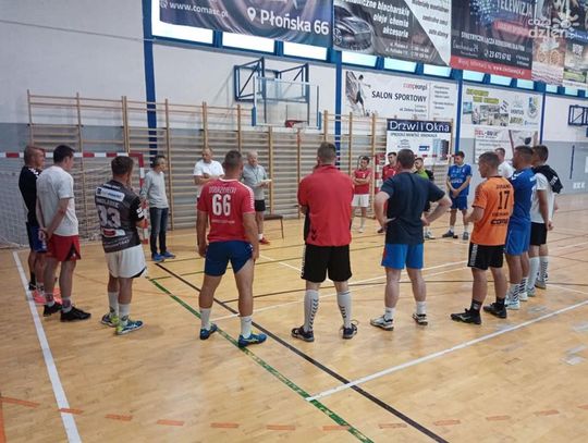 Jurand już trenuje. "Strzelaniny, wojny, gangów chleb powszedni"