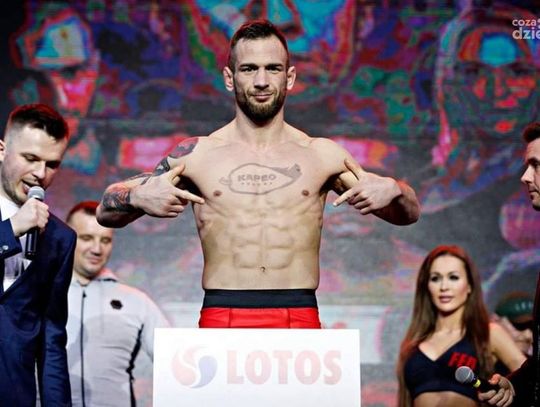 Kamil Łebkowski wraca do klatki. "Znokautuję chłopa"
