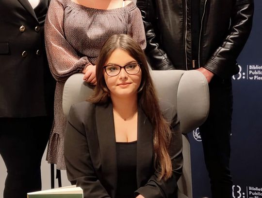 Karolina - cierpi na nowotwór