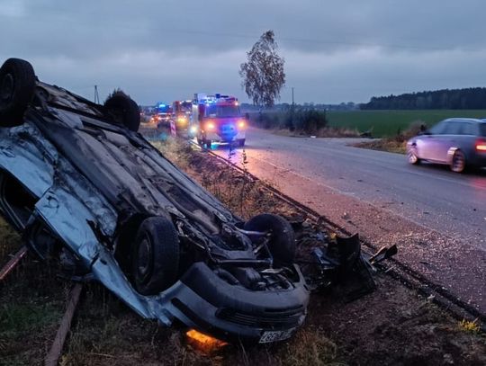 Kierowcy odmówili pomocy medycznej - zderzenie samochodów pod Lesznem