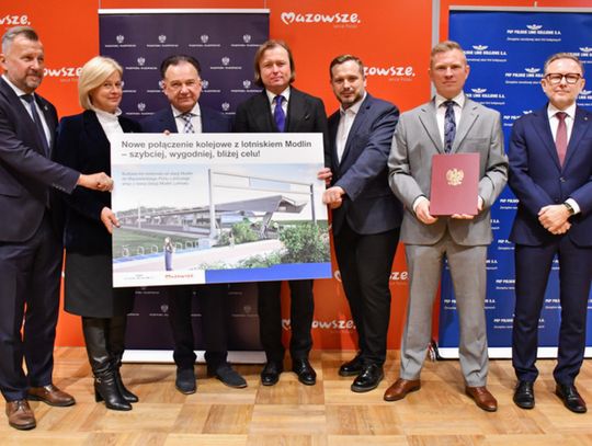 Kolejowy krok w stronę połączenia z lotniskiem w Modlinie