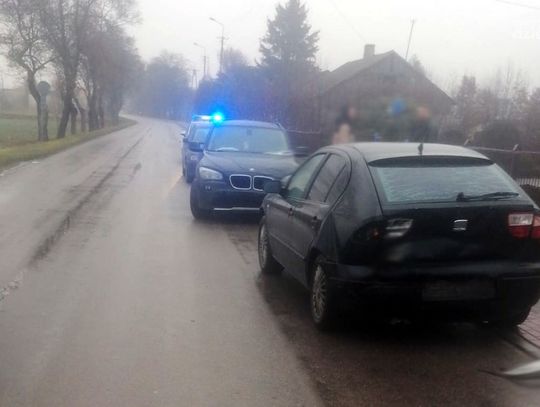 Kolizja w pobliżu szkoły podstawowej w Dzierzgowie – apel policji do kierowców