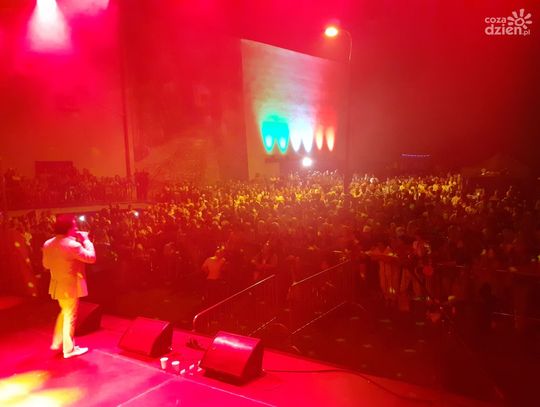 Koncert i liczne atrakcje przygotowane przez Powiatowe Centrum kultury i Sztuki w Ciechanowie przyciągnęły mnóstwo osób. San Remo na Łydynią jest już miłym wspomnieniem