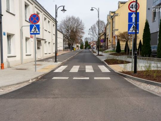 Koniec przebudowy ulic Nadrzecznej i Dolnej - centrum Ciechanowa pięknieje