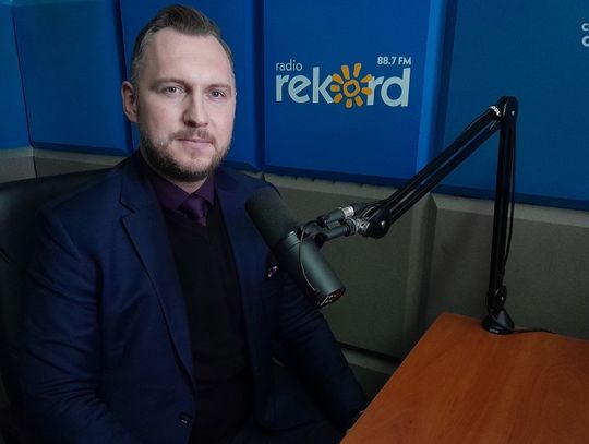 Konrad Wojnarowski: Polska jest jedną wielką czarną dziurą jeśli chodzi o środki z KPO
