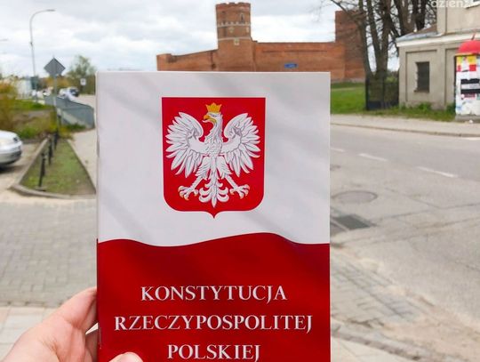 Konstytucja RP powędrowała dziś ulicami Ciechanowa!