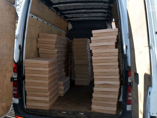 Kontrabanda w kartonach. Policja przejęła setki nielegalnych papierosów
