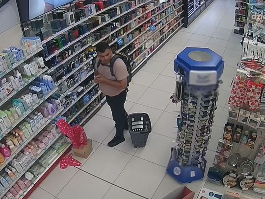 Kradli w drogeriach. Policja na tropie złodziei