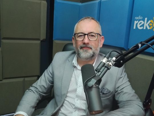 Krzysztof Bieńkowski: Zakaz telefonów w szkołach to bardzo dobry pomysł