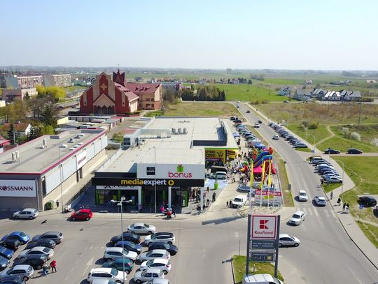 Kto stoi za Galerią "Bonus"???