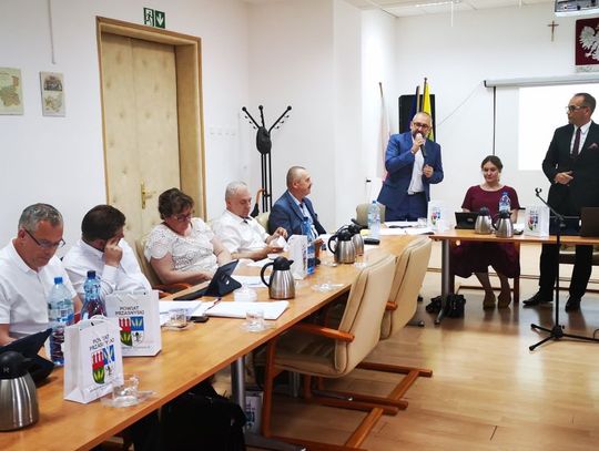 Kuriozalne głosowanie na sesji powiatu przasnyskiego