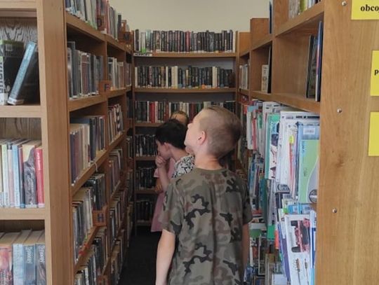 Lech Zduńczyk i Jego Powiatowa Biblioteka całkiem Publiczna