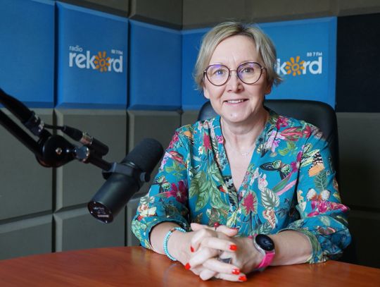 Małe klasy, relacje i wartości. Ciechanowska szkoła obchodzi jubileusz