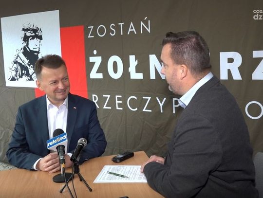 Mariusz Błaszczak - wicepremier, Minister Obrony Narodowej udzielił wywiadu Radiu Rekord Mazowsze podczas wizyty w Ciechanowie