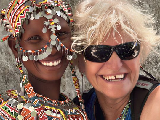 Pisarka z mieszkanką Afryki