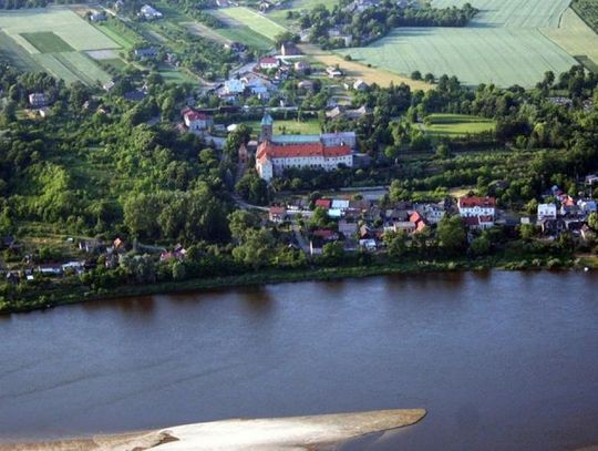 Mieszkańcy powiedzieli TAK! Czerwińsk nad Wisłą znowu miastem