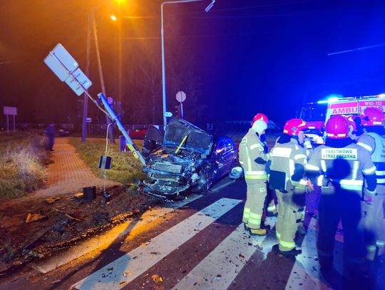 Mława. 5 osób rannych, w tym 3 dzieci. Groźny wypadek na Nowowiejskiej