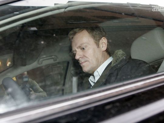 Mława. Donald Tusk zatrzymany przez drogówkę. Stracił prawo jazdy!